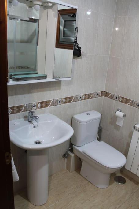 Apartamentos Camino Ingles Ordes Ngoại thất bức ảnh